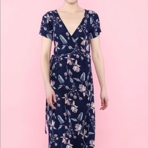 billabong wrap Midi . Size small.